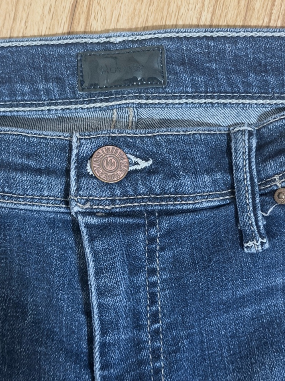 MOTHER Dark Blue Flare Jeans petite - Picture 12 of 12